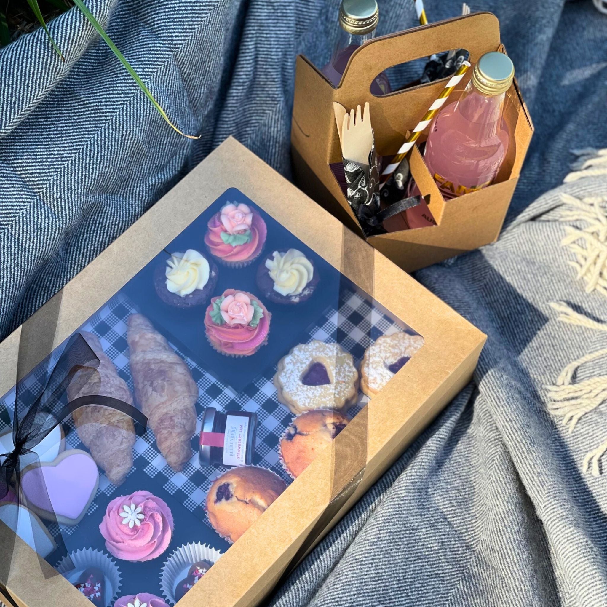 Sweet Tea Picnic Box