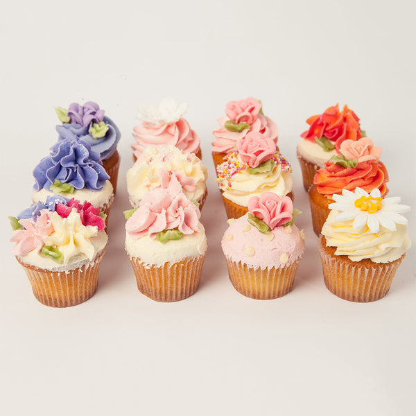 Pretty Flower Cupcakes | The Cupcake Room